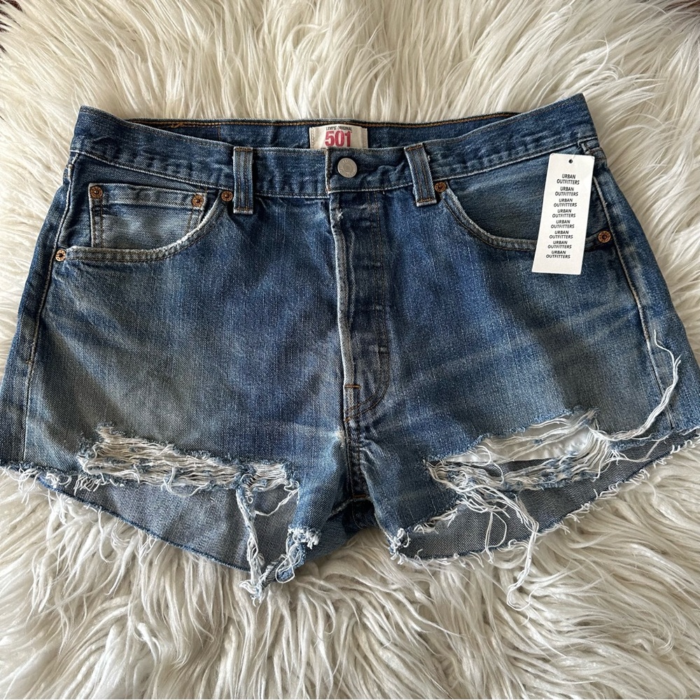 VTG Levi’s‎ 501 upcycled distressed denim jean shorts Urban Outfitter size 34